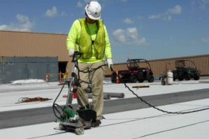 Heat Welding Seams on SBS Roof